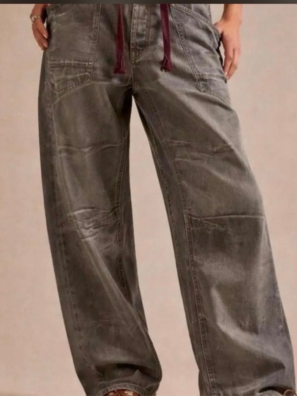 NWOT FREE PEOPLE We The Free Metallic Coated Moxie Barrel Jeans SZ: 29 - Picture 2 of 5